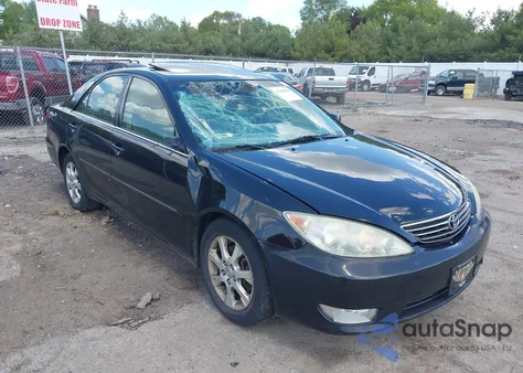 2005 Toyota Camry Xle V6 из США, поврежденный, VIN 4T1BF30K75U102420